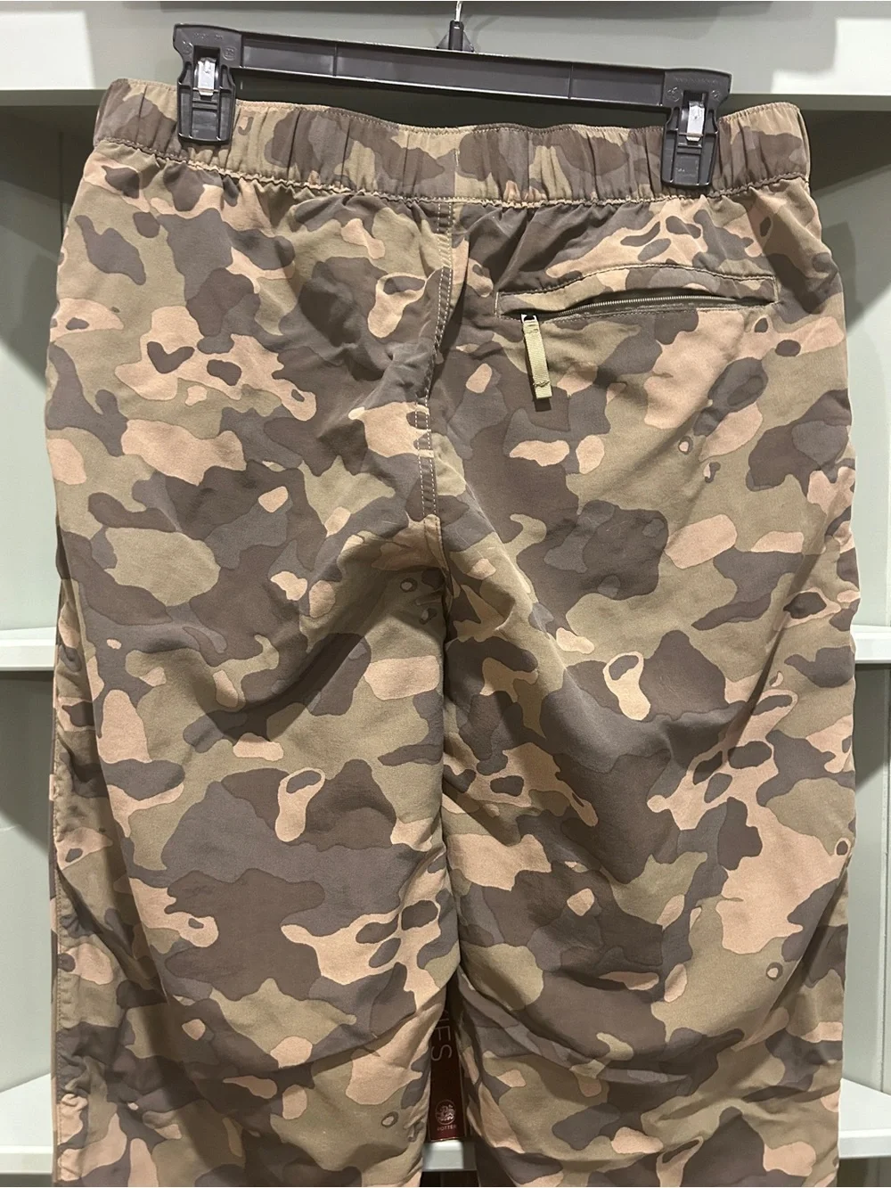 The North Face Men's Camo Cargo Pants - Olive/Brown